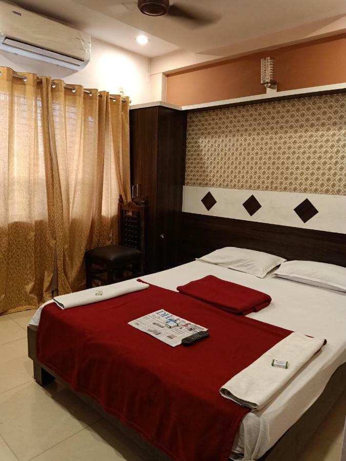 Hotel Sangeeth Lodging Mysore Exterior foto